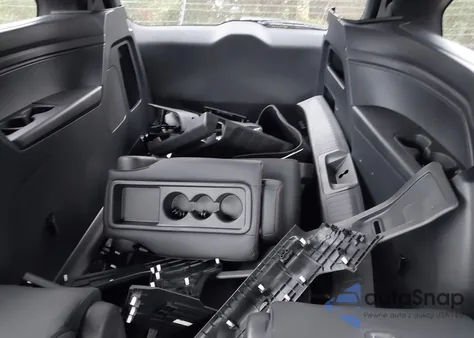 2023 Honda Odyssey Sport z USA, uszkodzony, nr VIN 5FNRL6H76PB022180